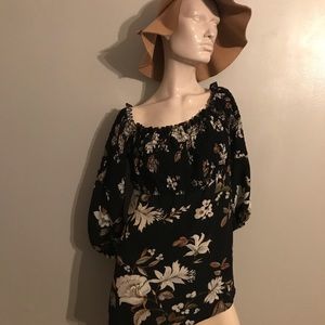 Sonder Off The Shoulder Top
